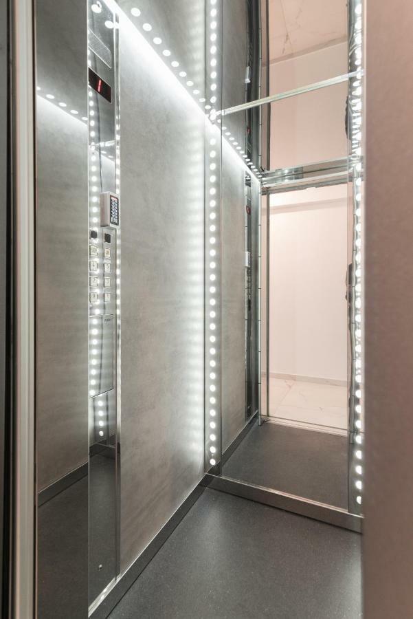 Vitruvius Smart Hotel & Spa Athena Bagian luar foto